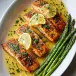 Salmon with Garlic Lemon Butter Sauce Recipe