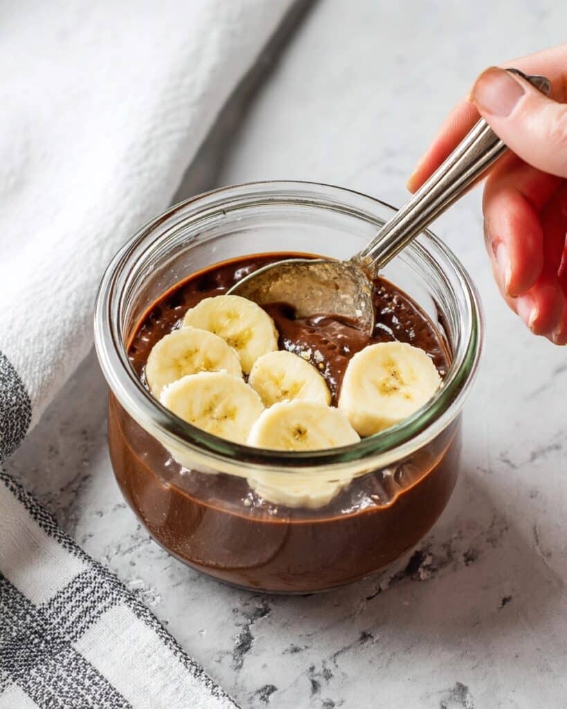Easy Chocolate Protein Overnight Oats Recipe