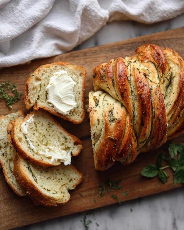 Swirled Garlic Herb and Cheese Bread Recipe