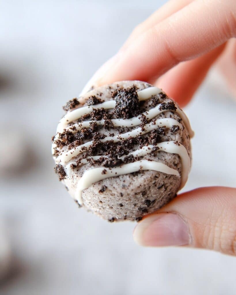 Cookies and Cream Oreo Protein Balls Recipe