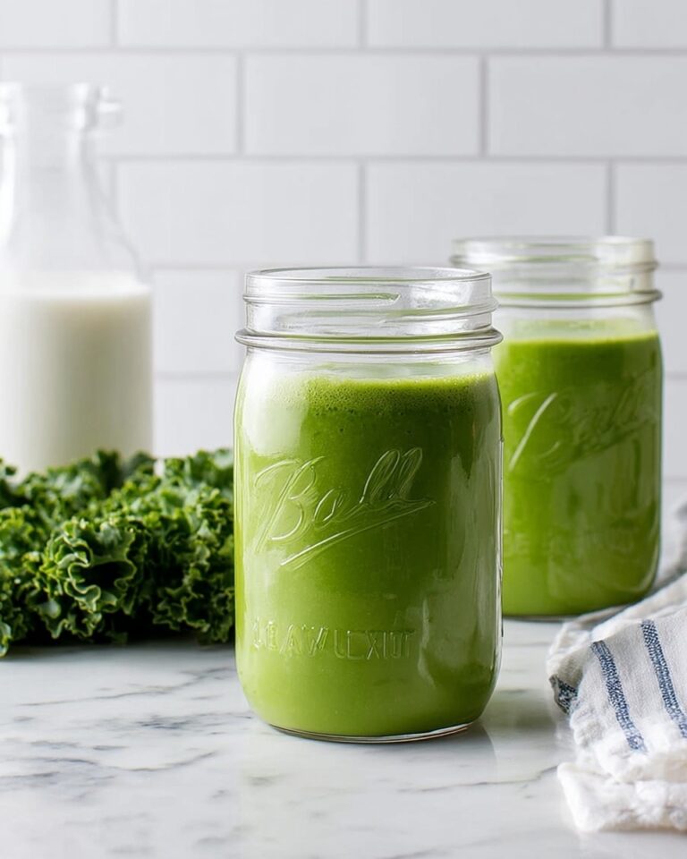 Refreshing Kale Smoothie with Peaches and Mango Recipe