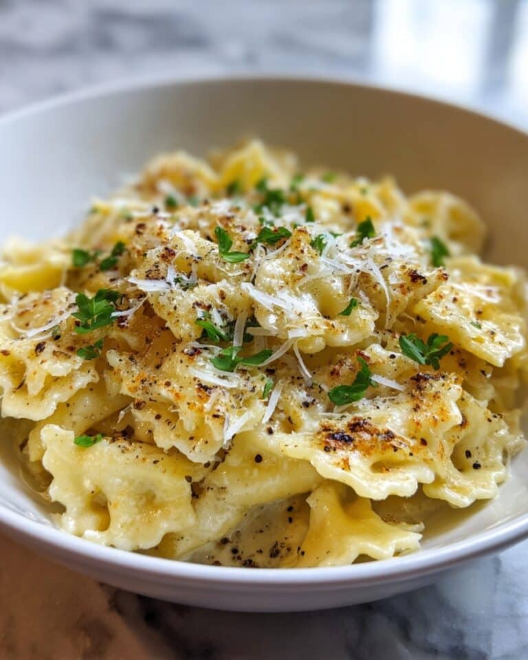 30-Minute Creamy Garlic Alfredo with Tender Cabbage Recipe